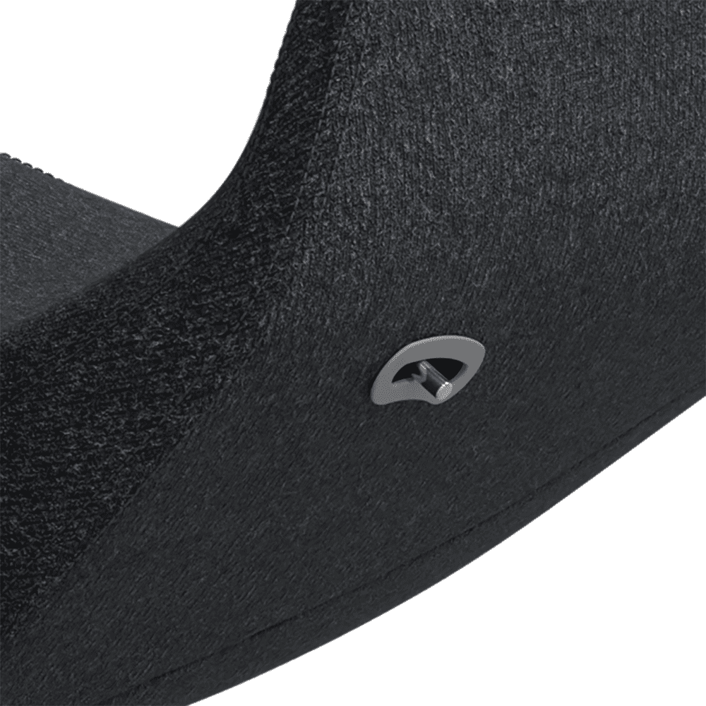 Se mostra um detalhe da alavanca de ajuste de encosto da cadeira ergonômica Venti